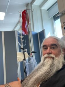 bilde av Kent på sykehuset